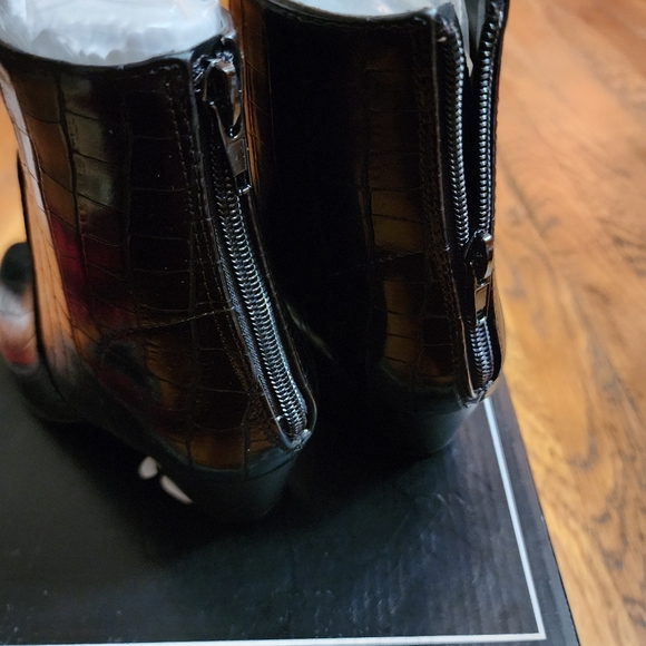 SALE - Qupid Austin Croc Embossed Black Booties - Picture 5 of 7